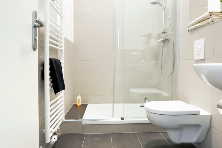 Sc 03 By Rockchair Apartments L Superhost Status L 2 Bedrooms Boxspringbeds Balcony Elevator - Cozy Family & Business Flair Welcomes You! Berlin Bagian luar foto